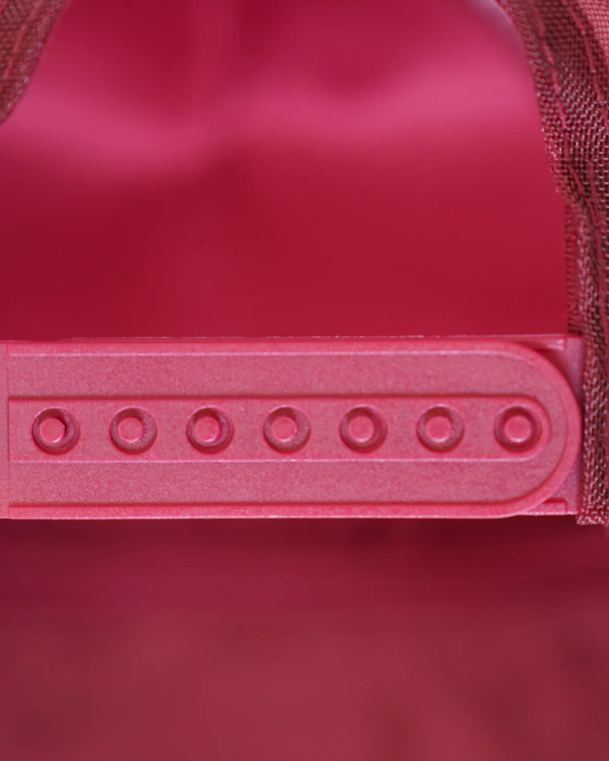 Le Rouge-de-Cuivre from behind: the adjuster.